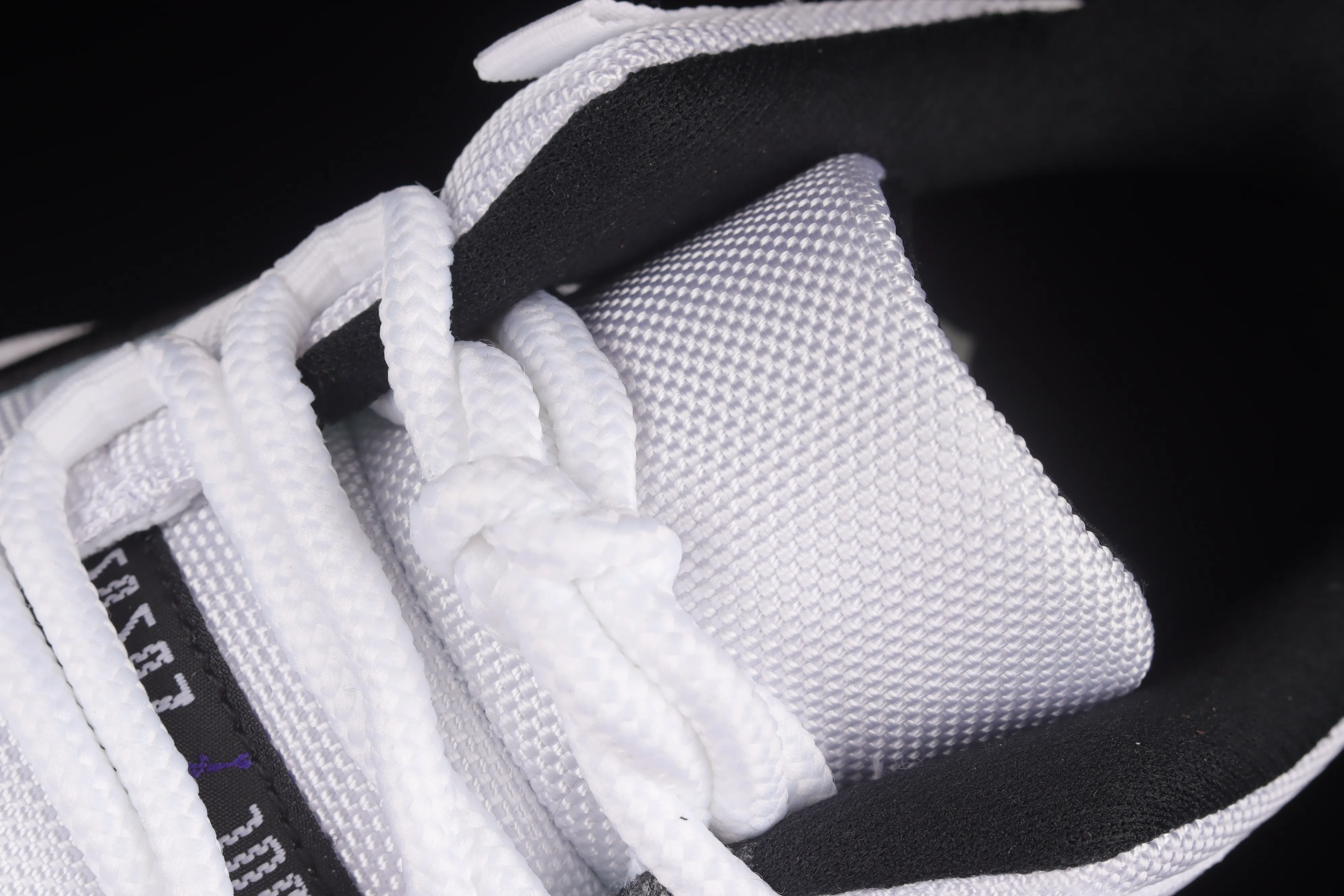All categories Air Jordan Jordan series basketball shoes Air Jordan 11 F version Air Jordan 11 Low "Concord" AJ11 Kang buckle white black genuine carbon low-top basketball shoes 528895-153
